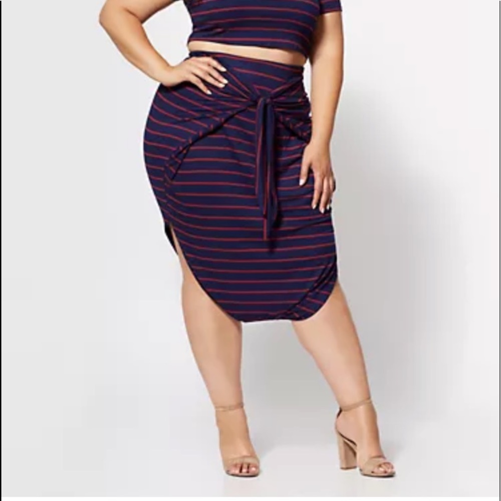 FASHION TO FIGURE Harem Skirt - 14 / 16